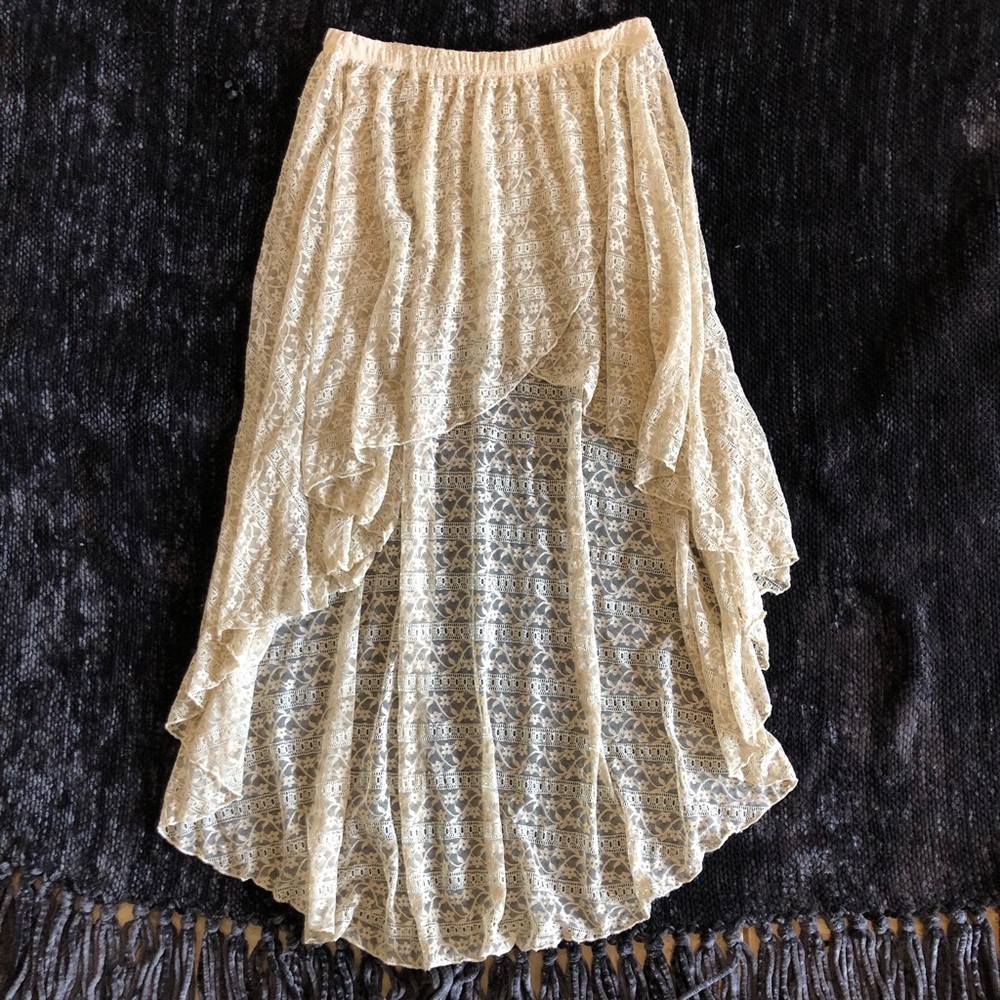 Boutique Ivory lace skirt